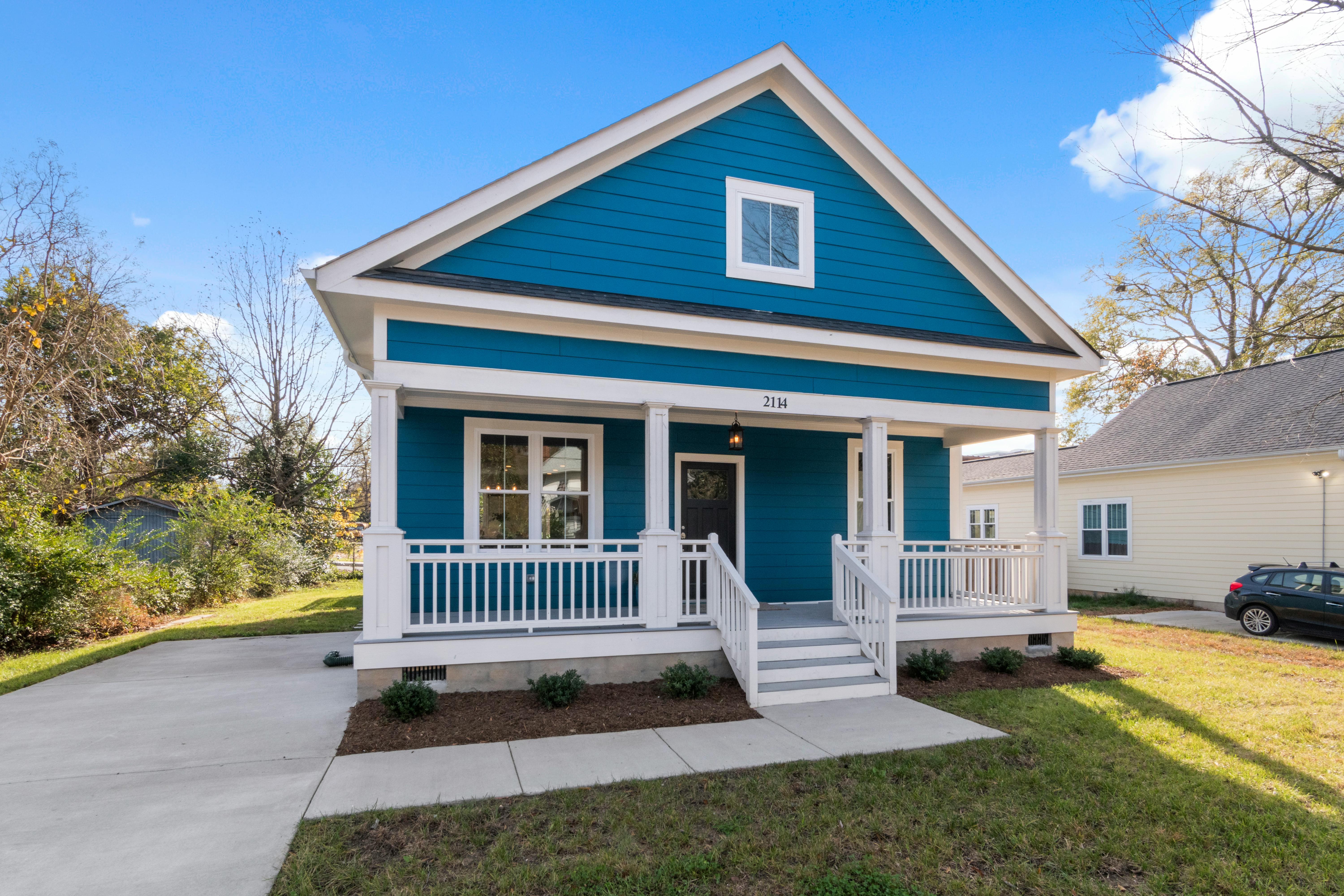 San Diego house exterior for homeowners exploring a cash sale